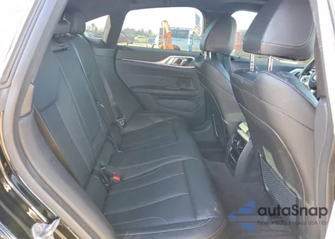 2022 BMW 430I Gran Coupe z USA, uszkodzony, nr VIN WBA63AV03NFM75305